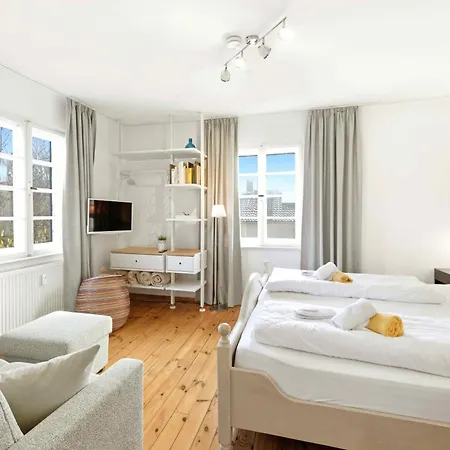 Rosi's 2to8 Appartement *