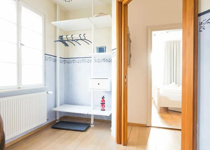 Rosi's 2to8 Apartment